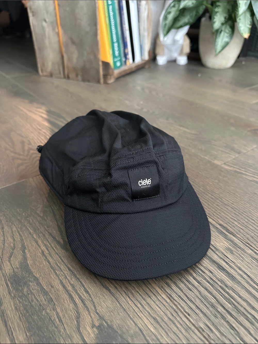 Ciele Black Performance Running Cap